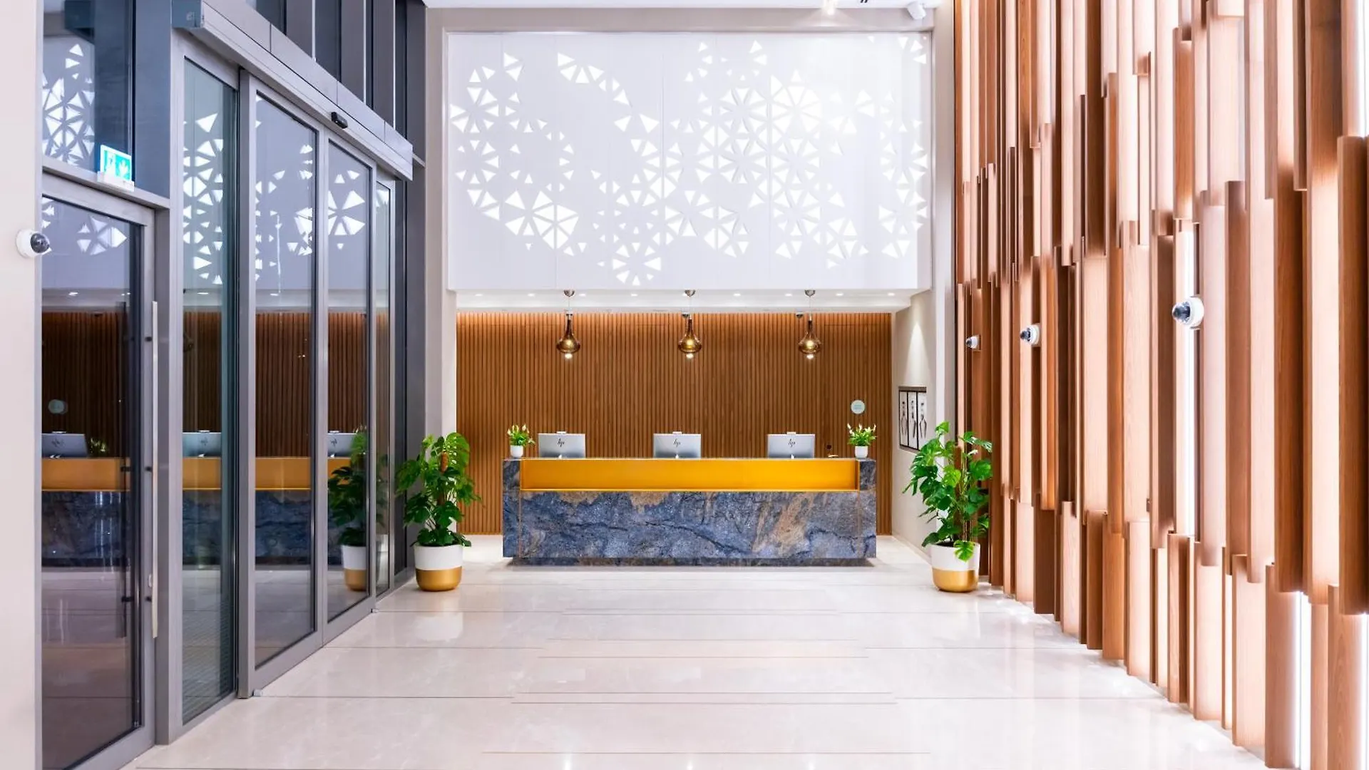 ****  Tumbi West Palm Beach Hotel Dubai,Tapestry Collection Hilton United Arab Emirates
