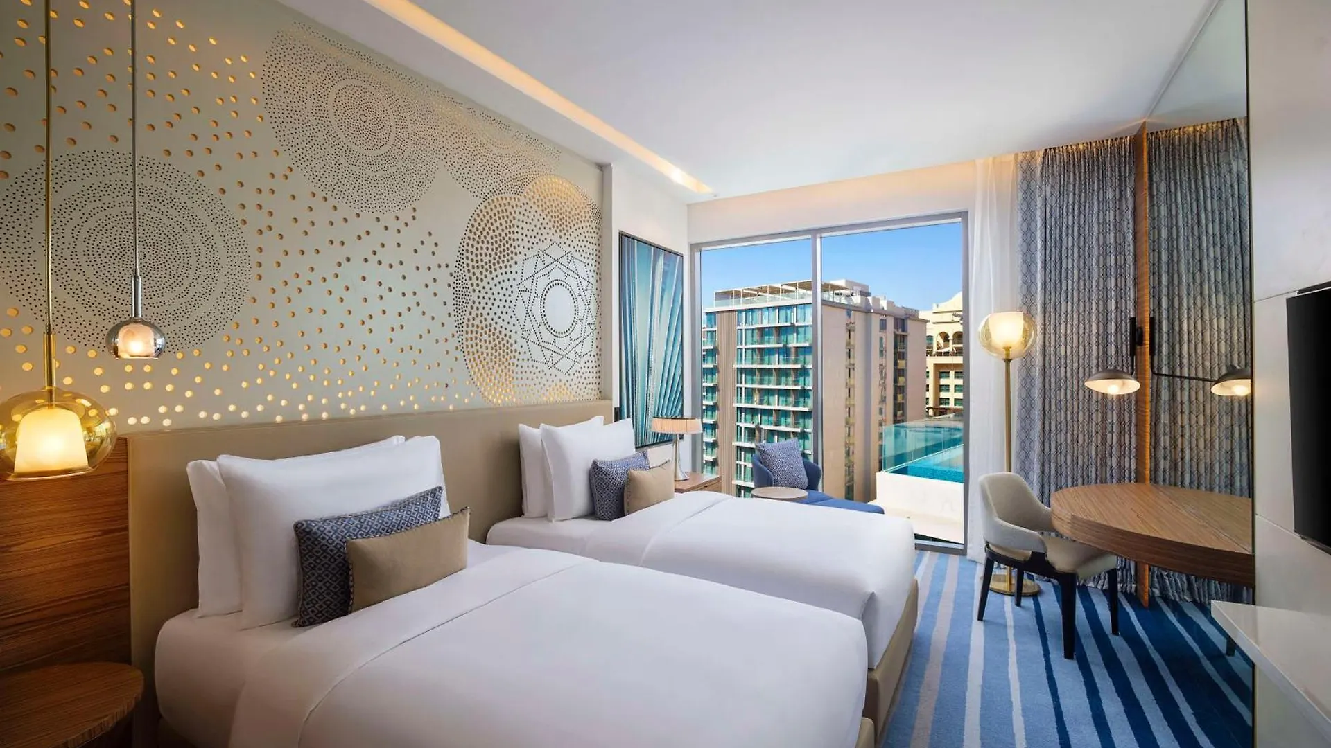 Tumbi West Palm Beach Hotel Dubai,Tapestry Collection Hilton