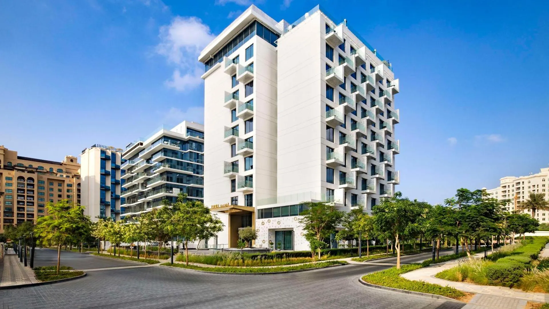 Tumbi West Palm Beach Hotel Dubai,Tapestry Collection Hilton contacts