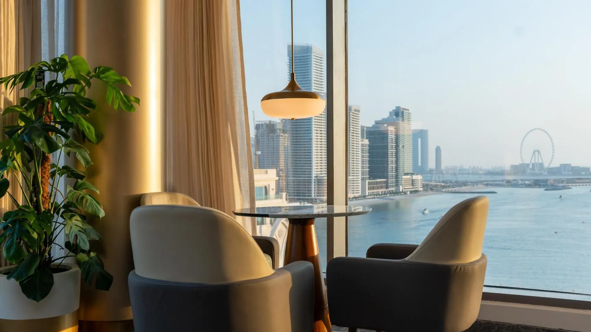 Tumbi West Palm Beach Hotel Dubai,Tapestry Collection Hilton 4*, 迪拜 阿拉伯联合酋长国