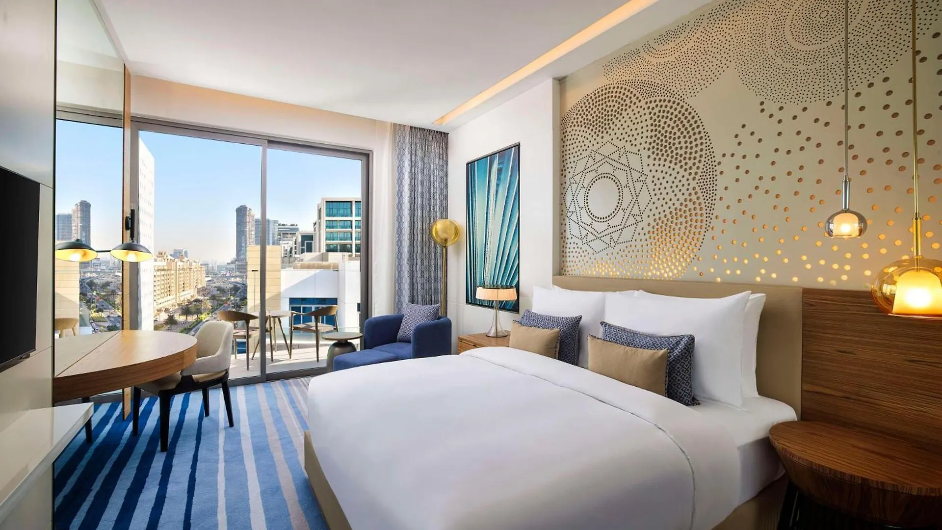 Tumbi West Palm Beach Hotel Dubai,Tapestry Collection Hilton