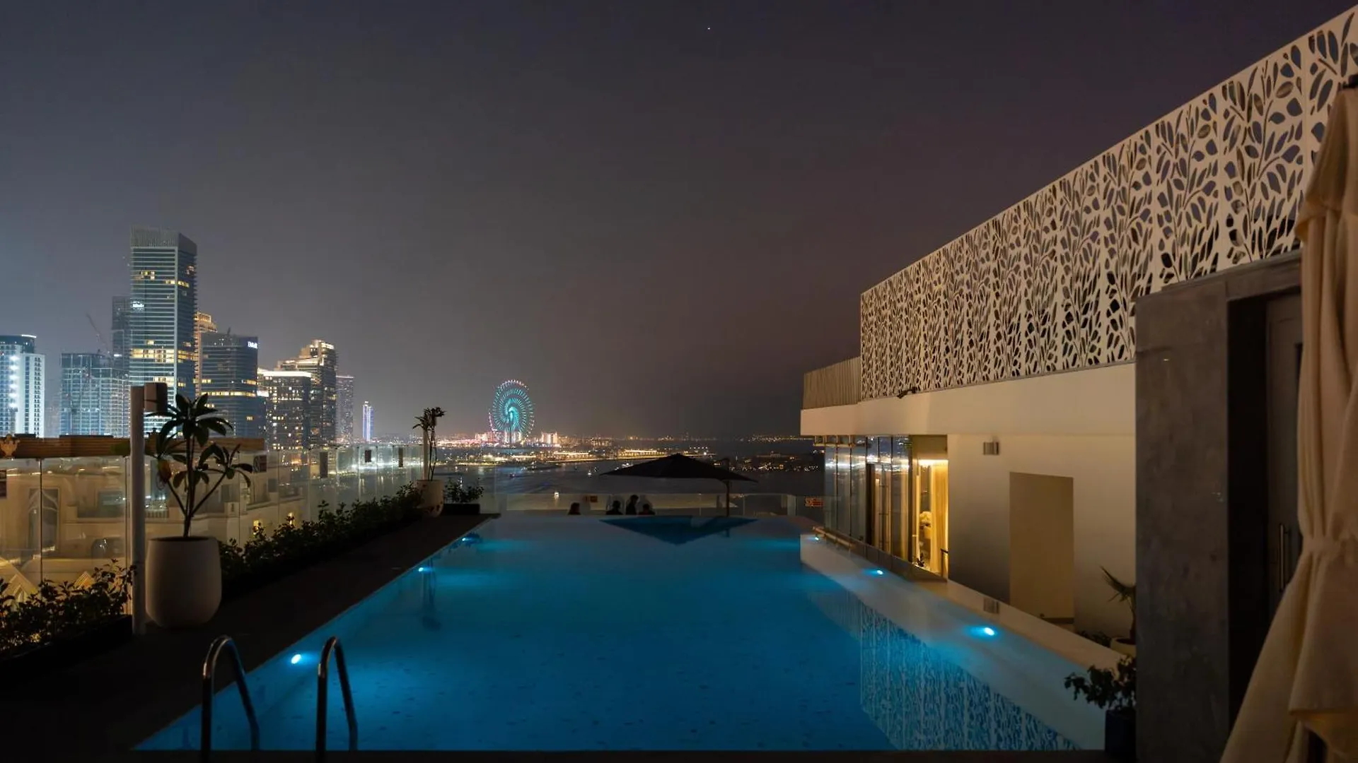 Tumbi West Palm Beach Hotel Dubai,Tapestry Collection Hilton 4*, Dubai Vereinigte Arabische Emirate
