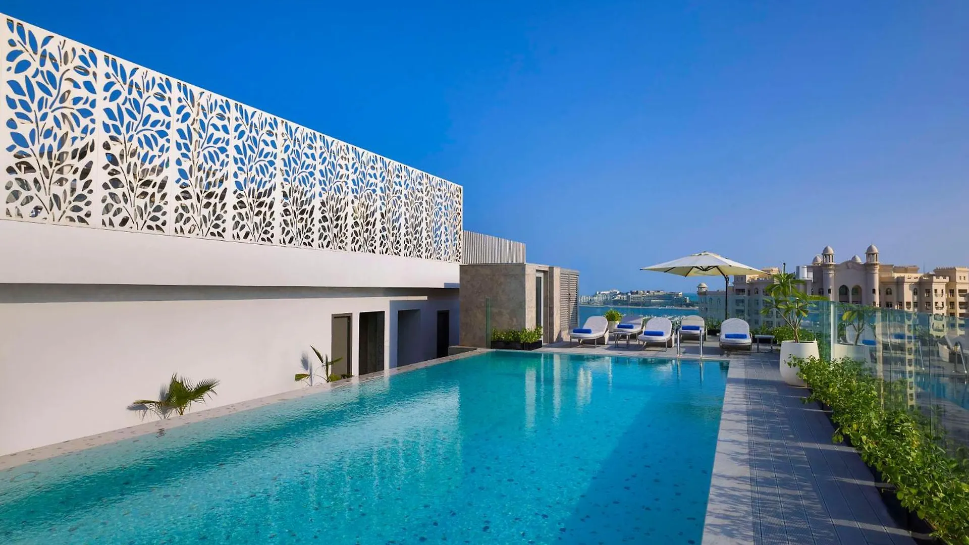 Tumbi West Palm Beach Hotel Dubai,Tapestry Collection Hilton